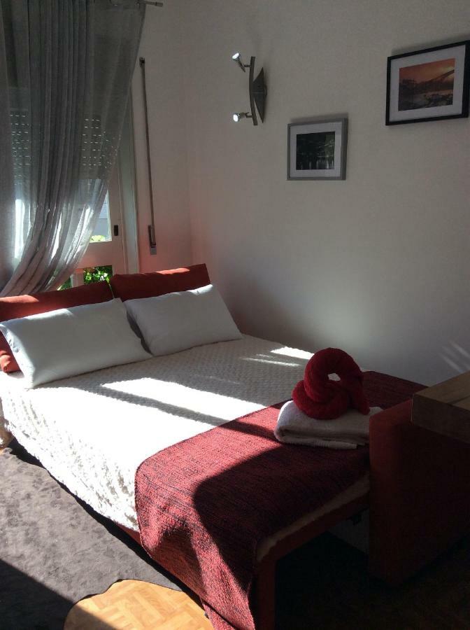 Downtown Sunny Apartment Porto Buitenkant foto
